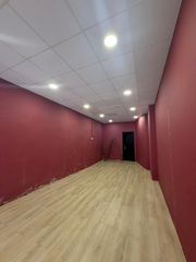 Affitto Locale commerciale  Carrer sant pere. Local en lloguer a sant celoni