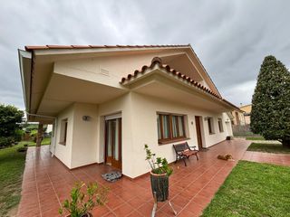 Haus  Carrer romani. Espectacular chalet con gran terreno en les margarides, en sant