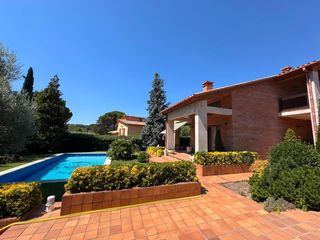 Xalet a Santa Maria de Palautordera. Exclusiva vivienda unifamiliar en can pagà  santa maria de palau
