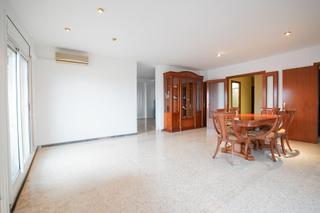 Etagenwohnung  Avenida cami de reus. Descubre el hogar de tus sueos en el morell!