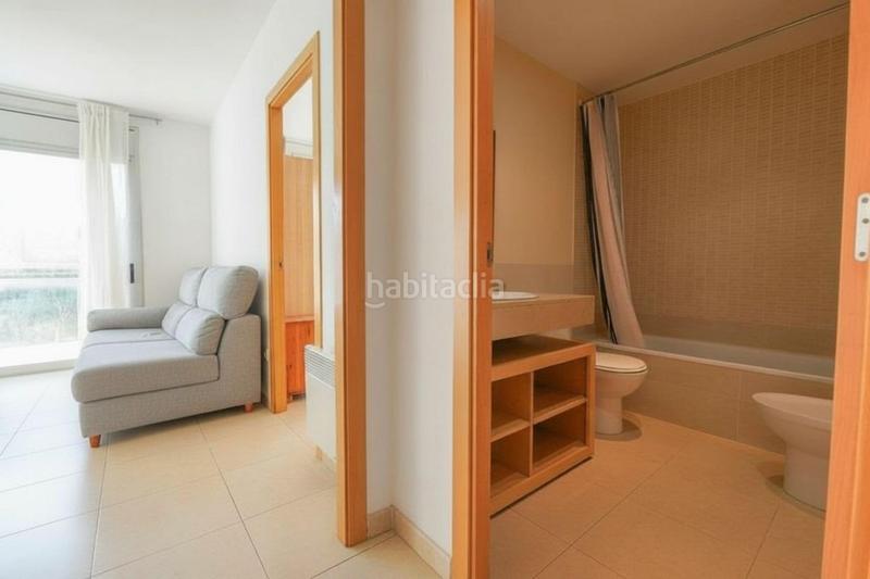 Foto 963284f7-1389-46c2-b2b3-a353c68dc501. Pis amb piscina a Ponent Reus