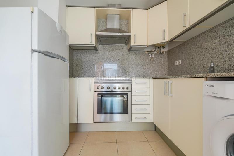 Foto ae3ef09e-f0dd-460e-b23c-171c8764e34d. Pis amb piscina a Ponent Reus