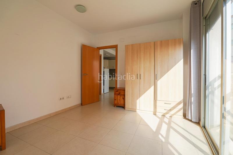 Foto b978c6ef-b98c-49cc-807e-6dbcfae7bf55. Pis amb piscina a Ponent Reus