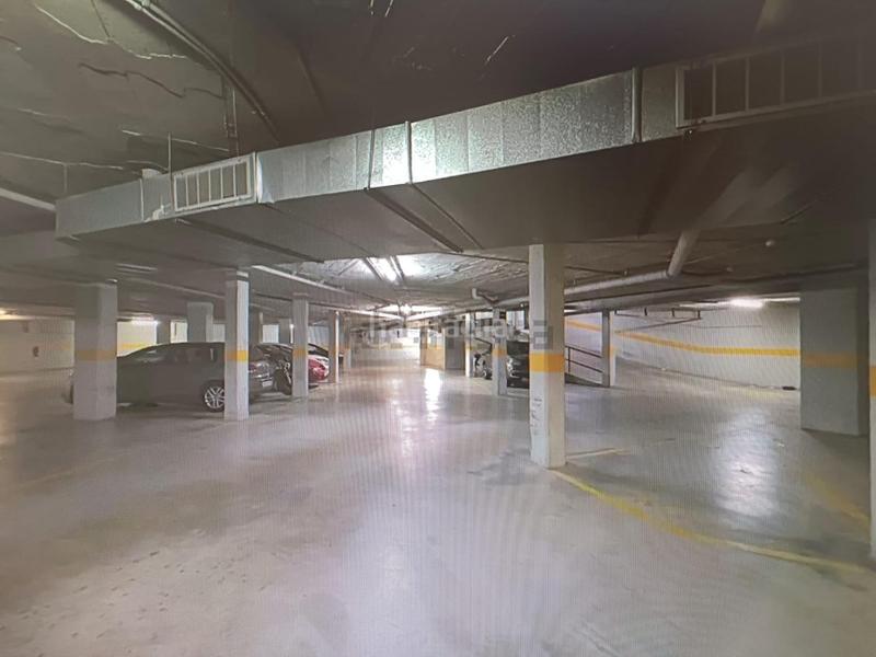 Foto f7105f6f-8ddf-4a31-8fbc-ca898b8a2273. Pis amb piscina a Ponent Reus