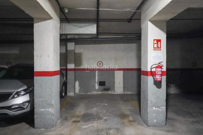 Foto 796a1ac4-db92-4ec7-9525-ea4cc449d300. Aparcament cotxe a Llevant Reus