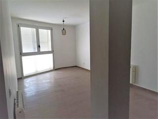 Alquiler Piso  Enseula d'. Piso en duesaiges