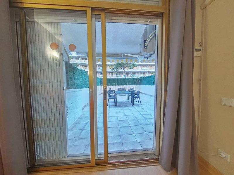 Foto 4c6753cf-3cfb-42fe-926a-fc896021dd5f. Appartamento con piscina in Mar i Camp - Platja dels Capellans Salou