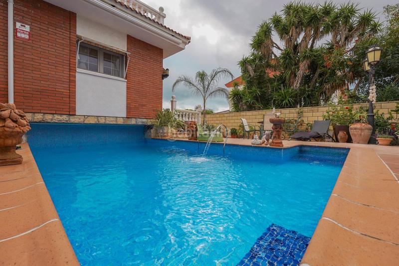 Foto 2f109b4c-31c2-4cba-be33-10efec74adc9. Chalet con riscaldamento piscina in Poble Mont-roig del Camp