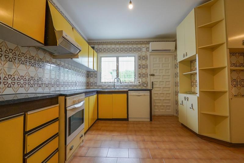 Foto f36dc461-81ac-4f44-8ea1-59a38418aef5. Chalet avec chauffage parking piscine dans Vilafortuny Cambrils