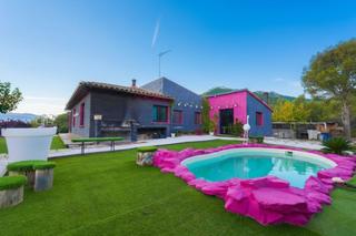 Bauernhof in Calle partida guixeres 0. Espectacular casa de campo en venta en zona de valls