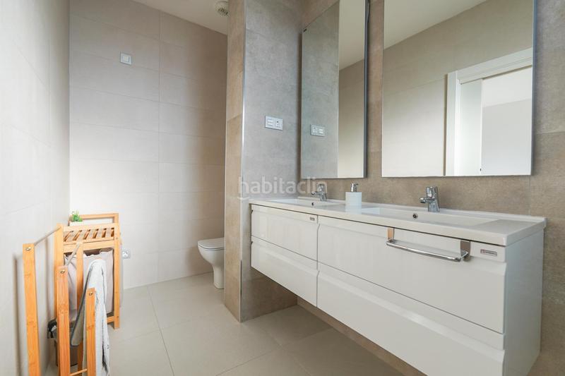 Foto ced0a64c-516a-42f5-a8fb-4dc59c2bd6f9. Etagenwohnung mit parking pool in Barenys Salou