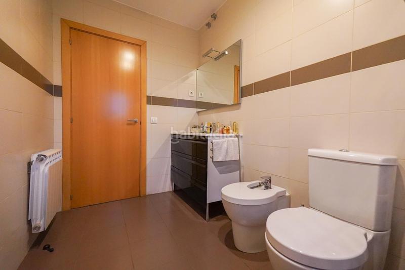 Foto bec57066-b45d-4170-a8a1-1ef01eb7aa4b. Casa adossada amb calefacció aparcament a Migjorn Reus