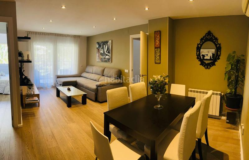 Foto abb43bec-eede-4fea-867a-f72c019220be. Pis amb piscina a Centre Salou