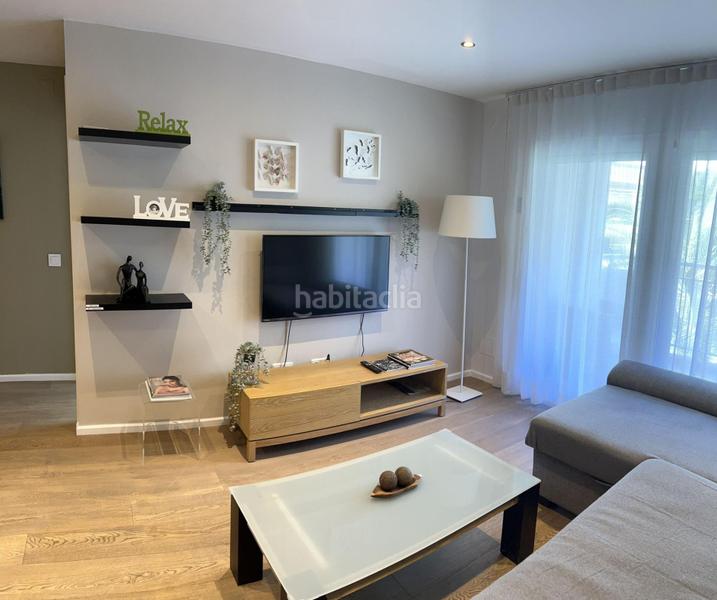 Foto dabaae55-0c94-4819-860c-2cc3681ac963. Pis amb piscina a Centre Salou