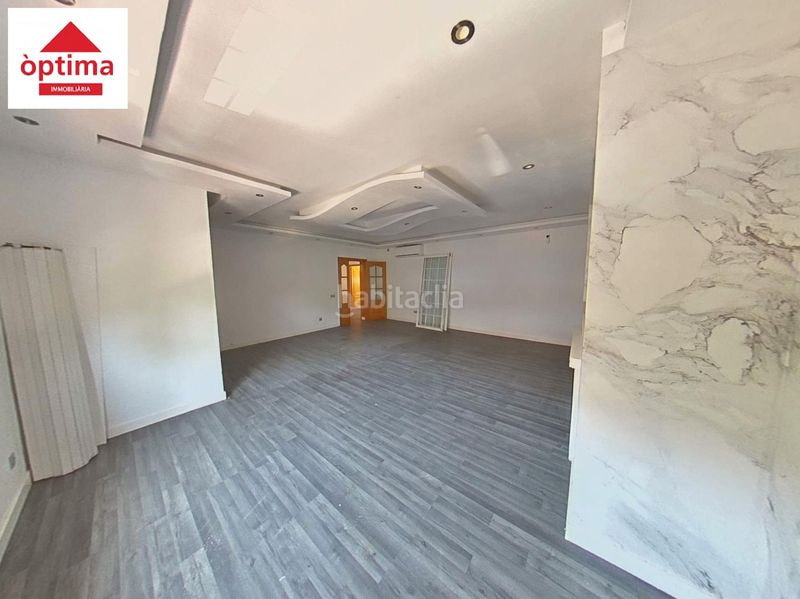 Foto fbe4b7a4-e5e3-492d-af9b-ce0b5a7149ea. Casa amb aparcament a Migjorn Reus