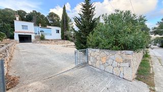 Haus in Pratdip. Venta de chalet unifamiliar en planes del rei