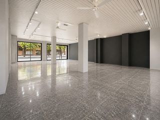 Local commercial  Avenida de l'onze de setembre. Local comercial con gran visibilidad en reu