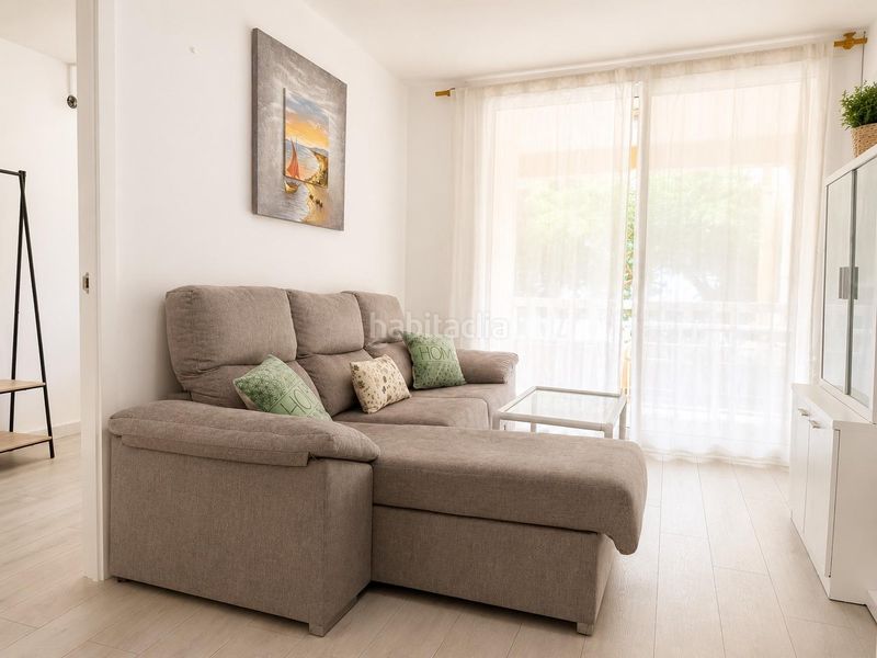 Foto f2c301e1-7682-4ddd-bd01-90d15d842870. Pis a La Pineda Vila-seca
