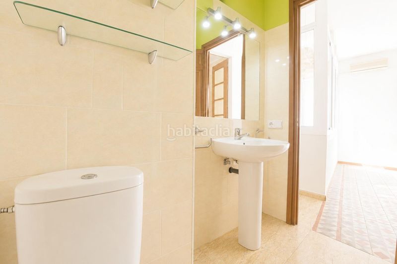 Foto cb19cfa9-bcbb-4a84-a182-e86698d2ea19. Casa amb calefacció a Valls