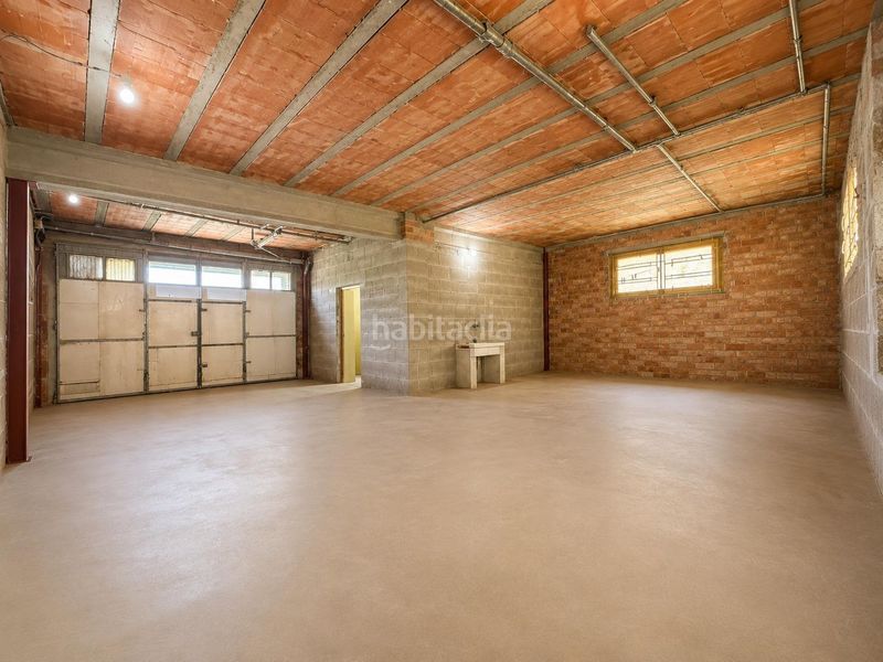 Foto a479908a-4166-4ed6-b523-f5b1b9804b1a. Casa amb aparcament a Vilosell (El)