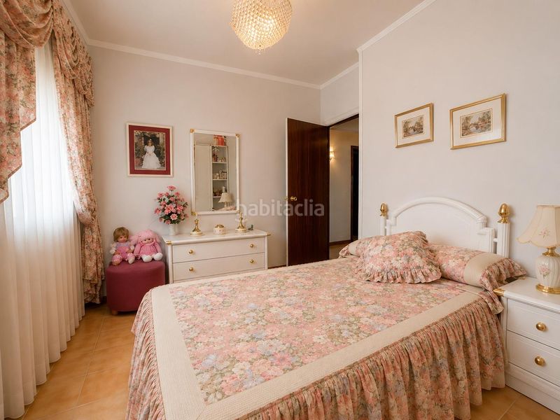 Foto a5f5e3d7-a5bb-4d18-95c3-a10e22c90b8c. Casa amb aparcament a Vilosell (El)