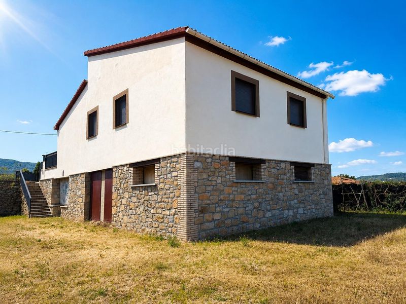 Foto dd807ecd-d07e-481d-9e72-34a6153866c5. Casa amb aparcament a Vilosell (El)