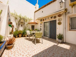 Alquiler Piso  Teatre del. Lloguer al centre de reus amb espais exteriors i molta llum  com