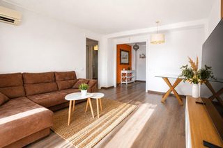 Pis  Calle general contreras. Piso reformado de 3 habitaciones a pocos minutos de la playa en