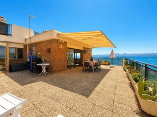 Piso  Calle cala de la font. Exclusivo piso con gran solárium privado y vistas al mar en cala