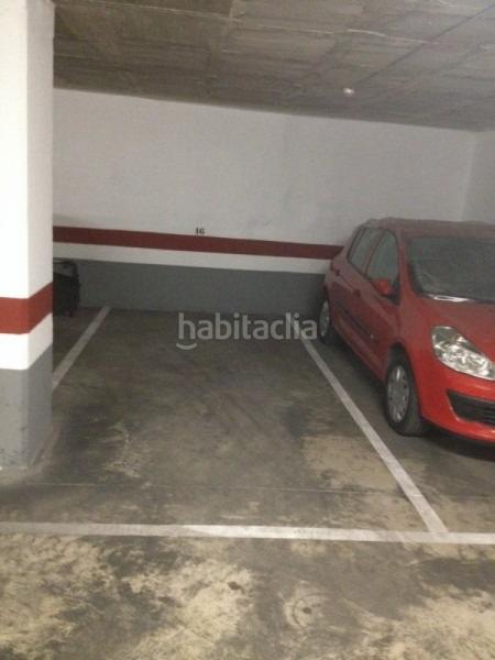 Foto cd4f1435-42bb-4c29-84ee-cd2e1418cde7. Car parking in Mercado Alicante