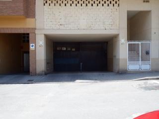 Location Parking voiture à Ciudad de Asís. Se alquila plaza de garaje economica para moto