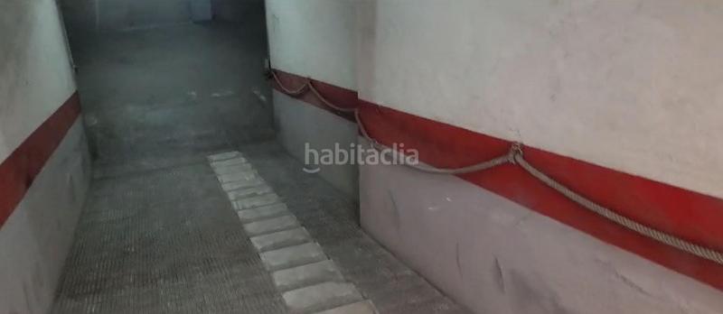 Foto c980af20-8e04-4581-aeb8-8f542378af65. Aparcament cotxe a Mercado Alicante