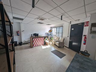Fabrikhalle in Ciudad de Asís. Oportunidad nave junto al makro