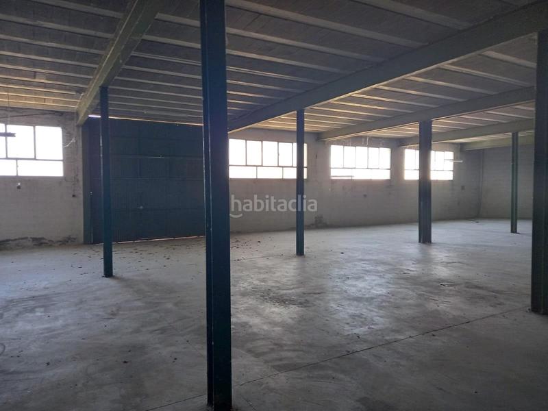 Foto 3707305d-b13b-4e09-9d29-e92f5aacfbe9. Industrial building in Banyeres de Mariola