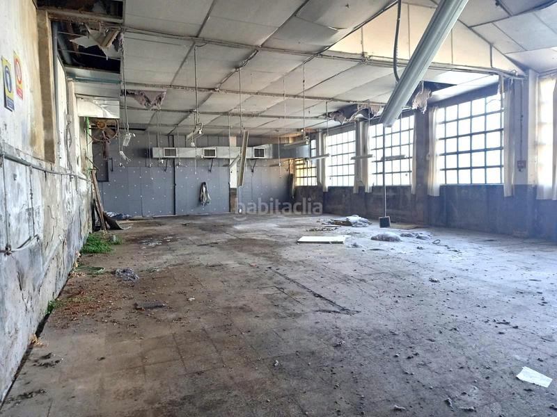 Foto e2168909-3549-4fd0-8ae4-a8a60b13cf9f. Industrial building in Banyeres de Mariola
