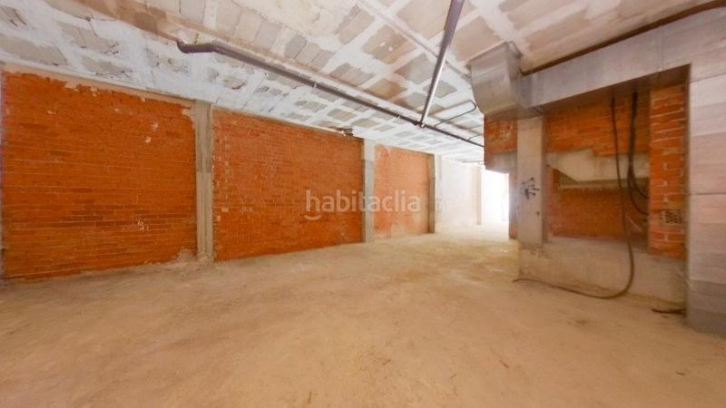 Foto 96403f97-87ad-42d7-a0ed-415dc0a26f32. Alquiler local comercial local sin comisión de agencia con salida de humos en Alicante