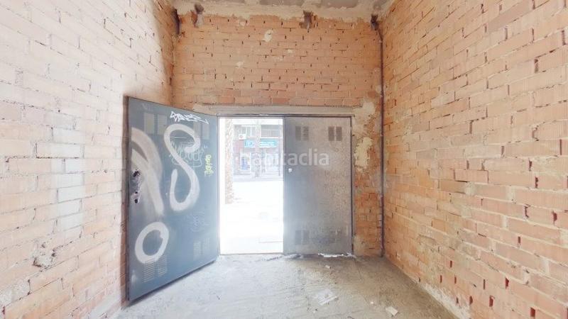 Foto ffcf721b-2184-4ff9-aa36-5a88f1110b93. Alquiler local comercial local sin comisión de agencia con salida de humos en Alicante