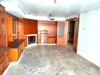 Flat in Campello Playa. 2 viviendas unidas junto a la playa de campello precio a negocia