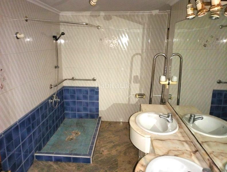 Foto 1a294589-258f-4400-a4de-911500b85f89. Pis a Campello Playa Campello (el)