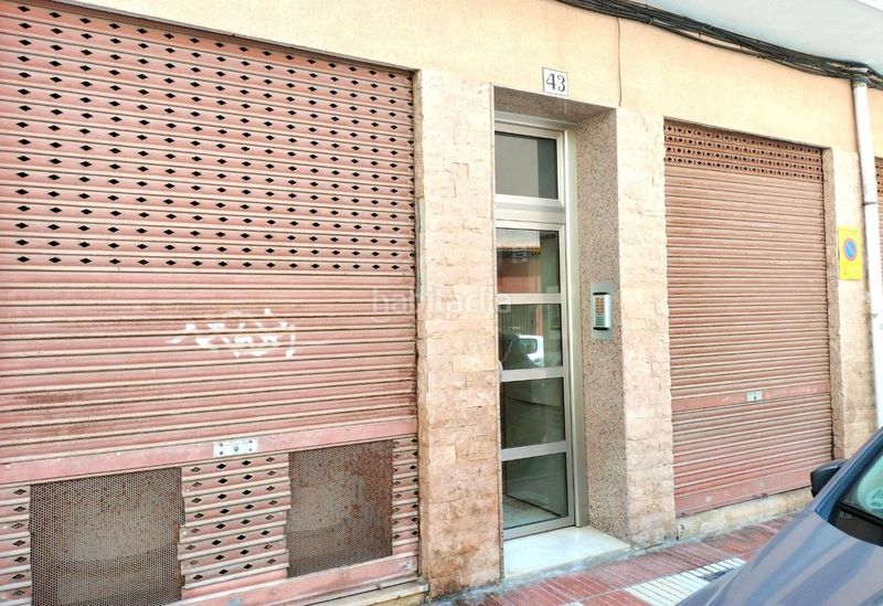 Foto 2131e687-7ed8-45f6-8e1d-c20b225cc25a. Pis a Campello Playa Campello (el)