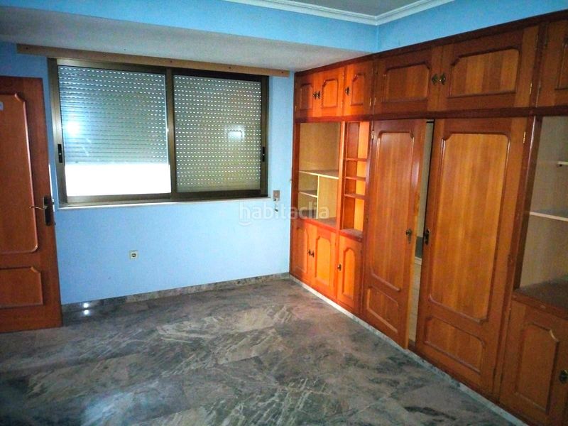 Foto 540c33bd-1785-4f05-bc60-6d305a876ef0. Pis a Campello Playa Campello (el)