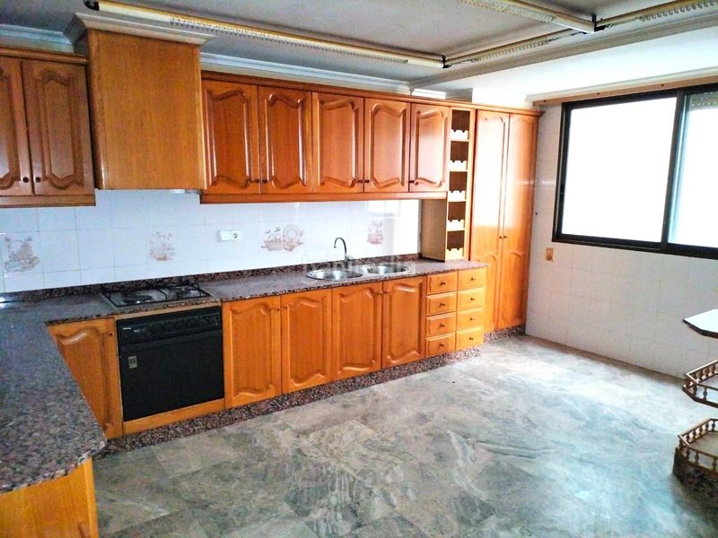 Foto 66693ac1-19f7-4e6e-b8cf-f69d0798836d. Pis a Campello Playa Campello (el)