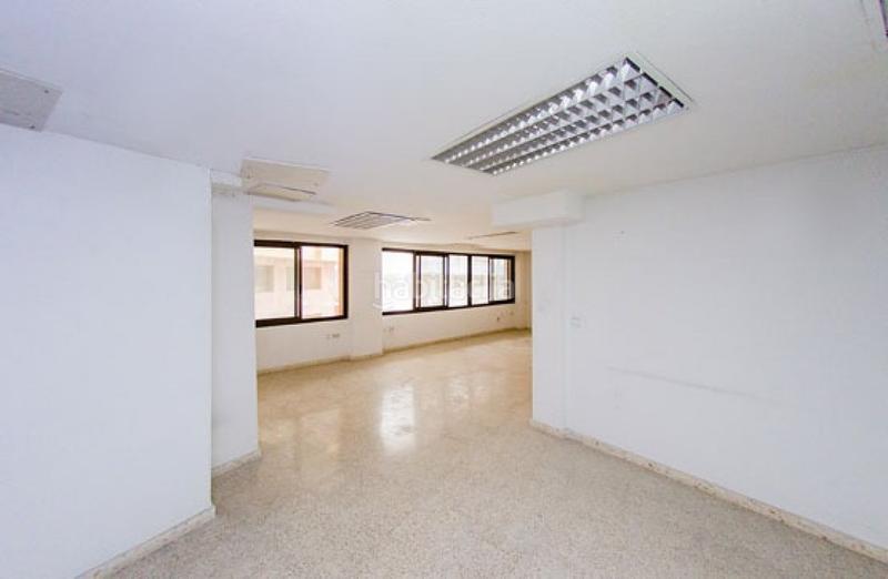 Foto 3cadb4af-5ba9-473f-b349-052fa015f4ec. Office space in Ensanche-Diputación Alicante