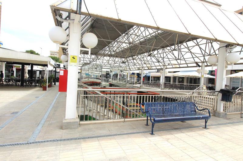 Foto 1d8b08ee-3756-4589-b3f3-81ab479b2086. Locale commerciale in Playa de San Juan Alicante