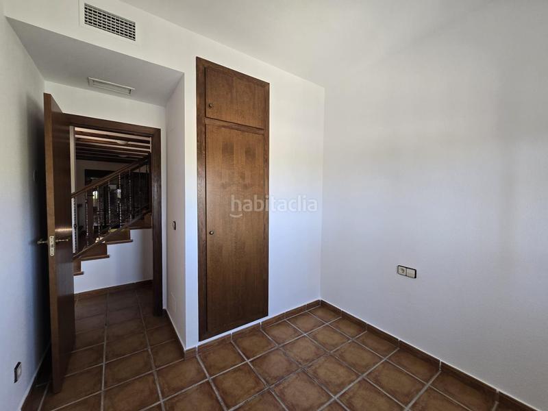 Foto ce15c60a-b713-42d7-b274-0d2a750a69d6. Casa amb piscina a Algorfa