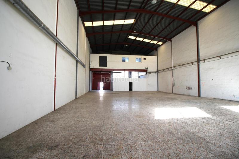 Foto 56d41ef4-966f-43a2-89b9-1a18dafaee8f. Rent industrial building in Torrellano Elche / Elx