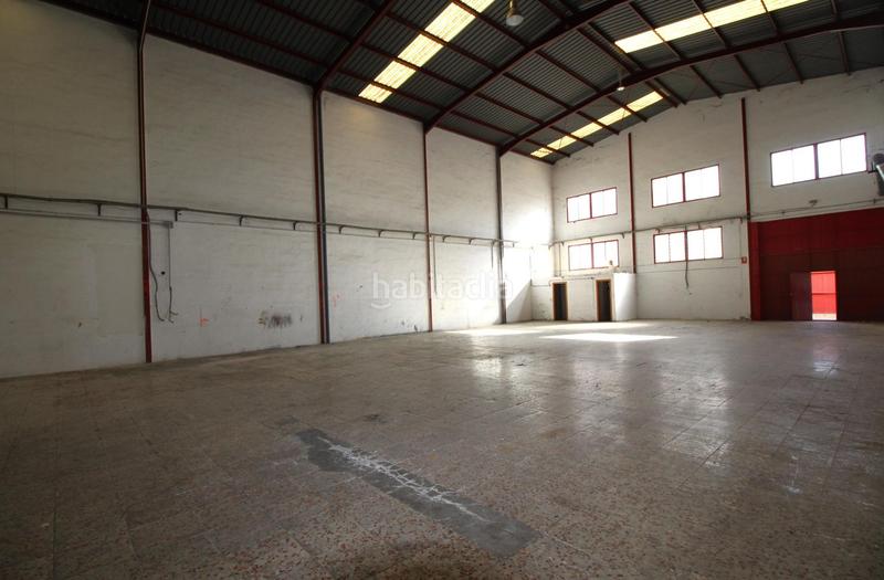 Foto 5866f8ee-90eb-46ea-8f93-1a5860442967. Rent industrial building in Torrellano Elche / Elx