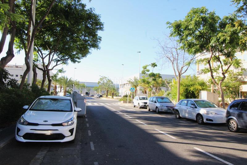 Foto 87a4ff5f-341b-425e-89aa-9b2d34d19e53. Rent industrial building in Torrellano Elche / Elx