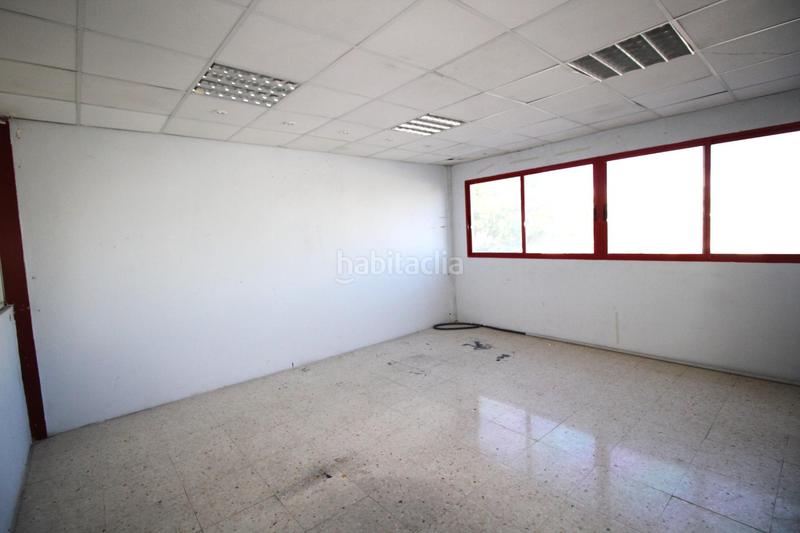 Foto f3a190b2-05ae-40af-afe3-682b6be9dbec. Rent industrial building in Torrellano Elche / Elx