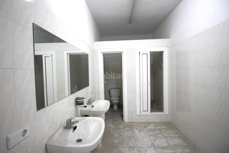 Foto 4601a98d-6a7b-4a14-a640-aae860cb8b17. Location bâtiment à usage industriel dans Pla de la Vallonga Alicante